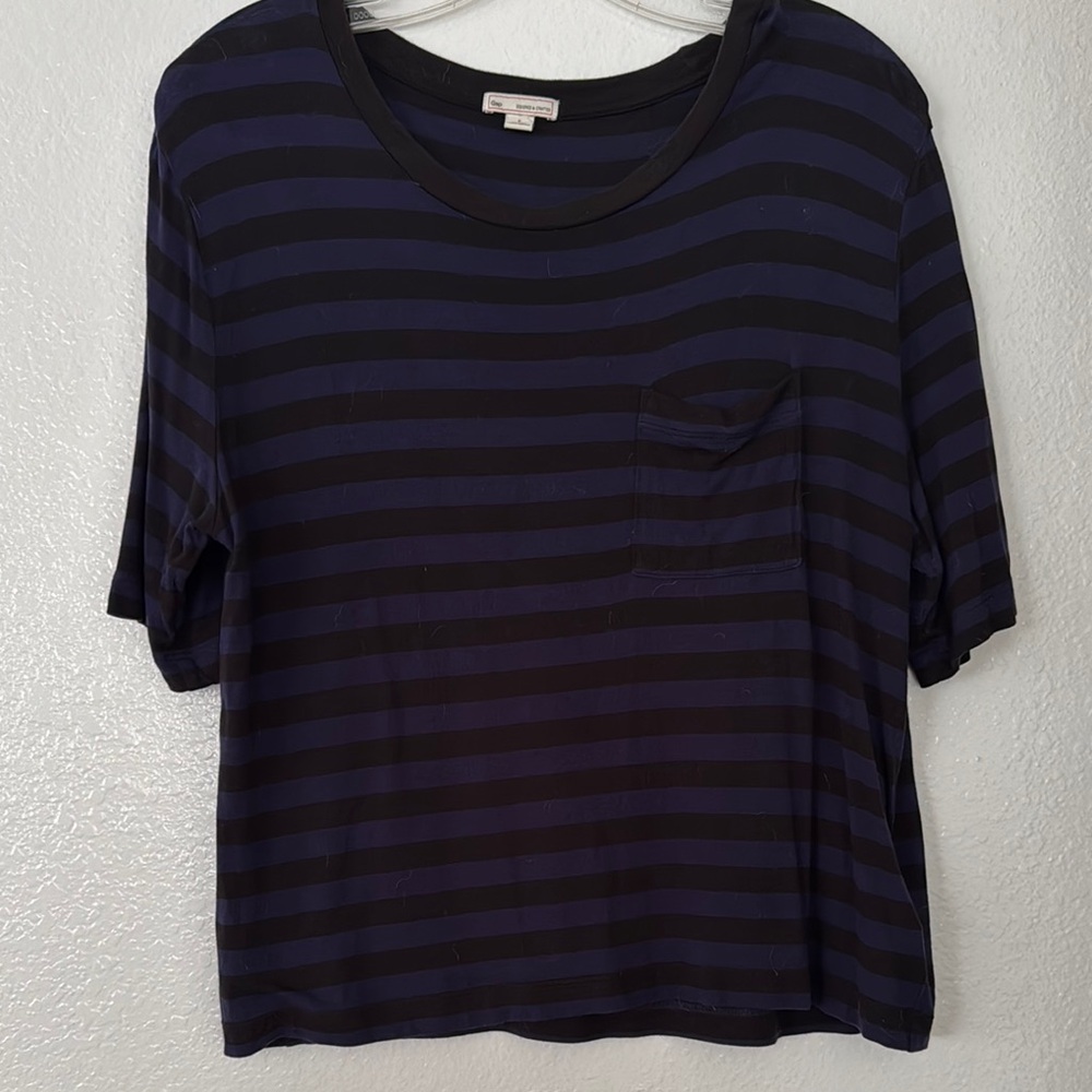 GAP Blue and Black 3/4 Sleeve Boxy Tee